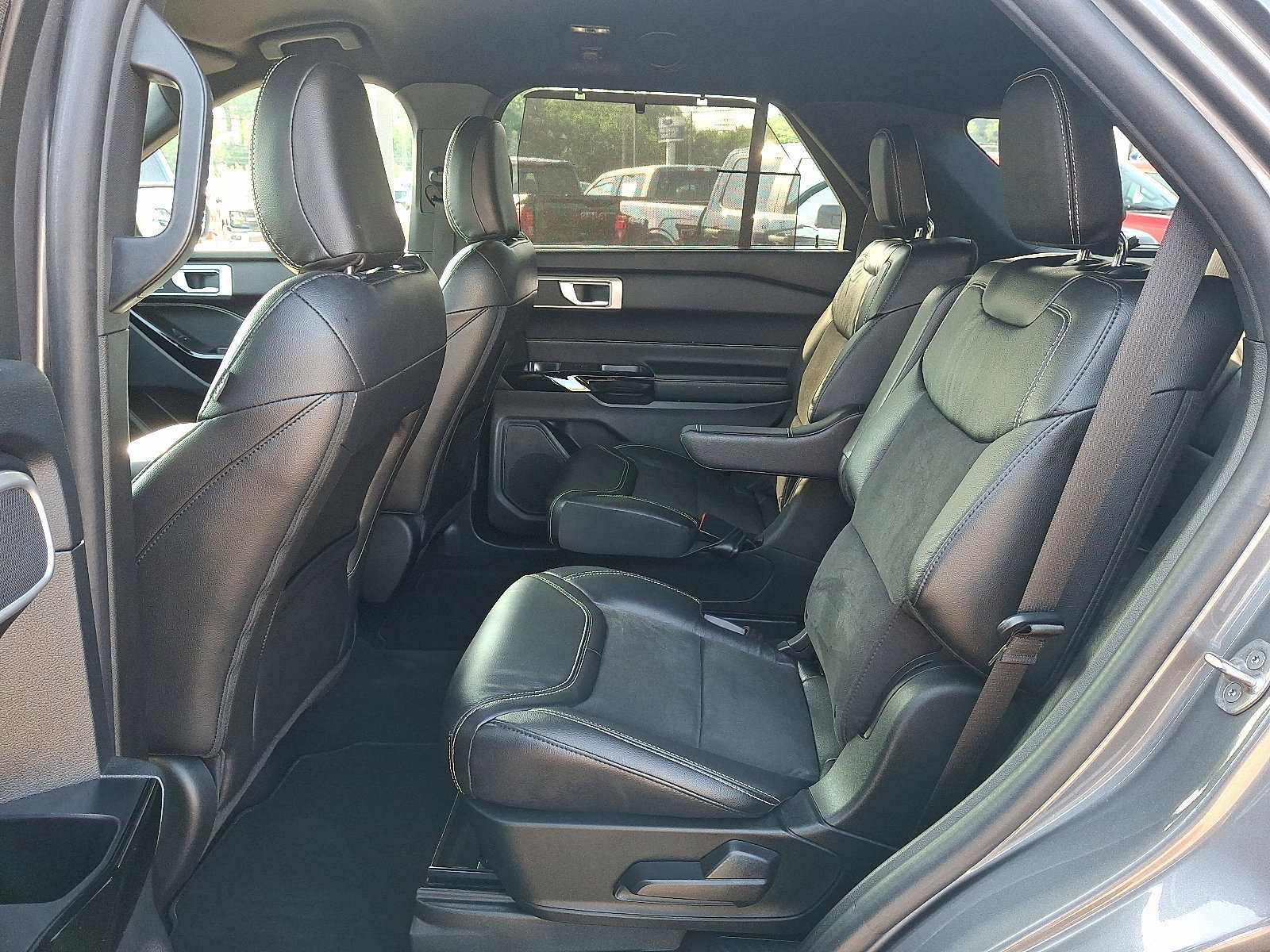 Certified 2022 Ford Explorer ST image 10