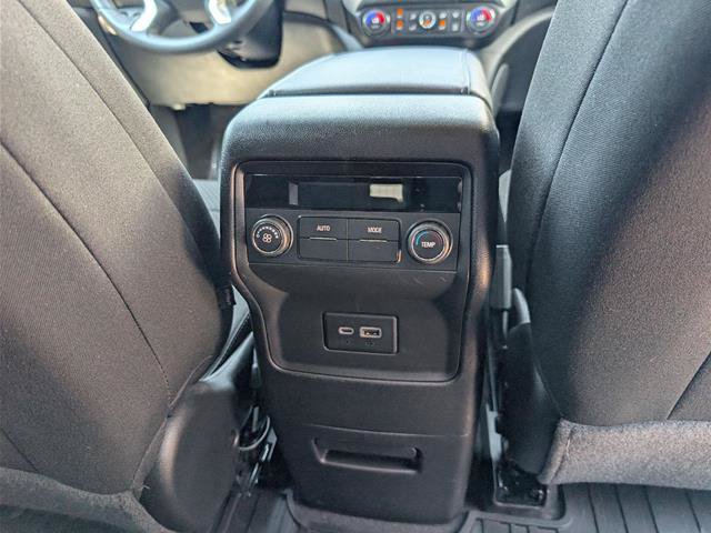 Used 2023 GMC Acadia SLE AWD/4WD image 20