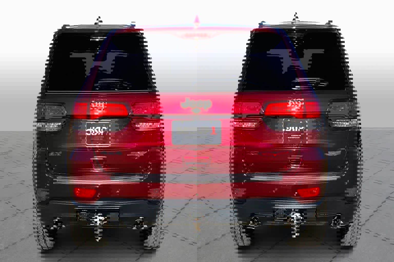 Used 2020 Jeep Grand Cherokee Trailhawk image 2