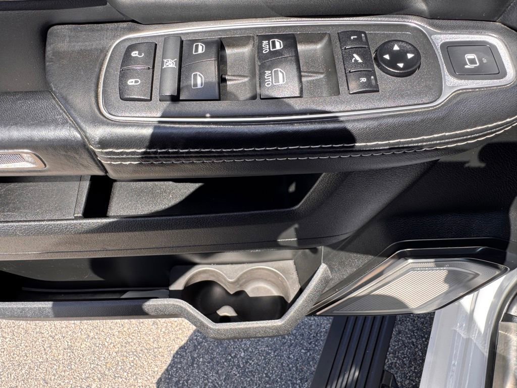 Used 2021 RAM 3500 Limited AWD/4WD image 17