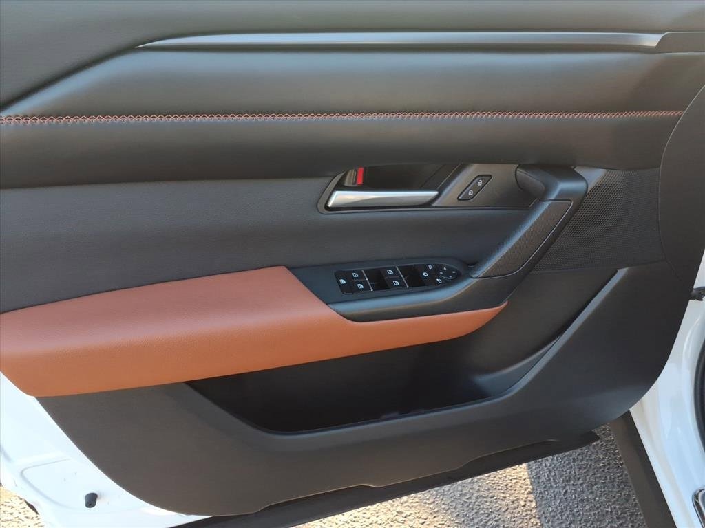 Used 2024 MAZDA CX-50 AWD 2.5 Turbo w/ Accent Package image 17