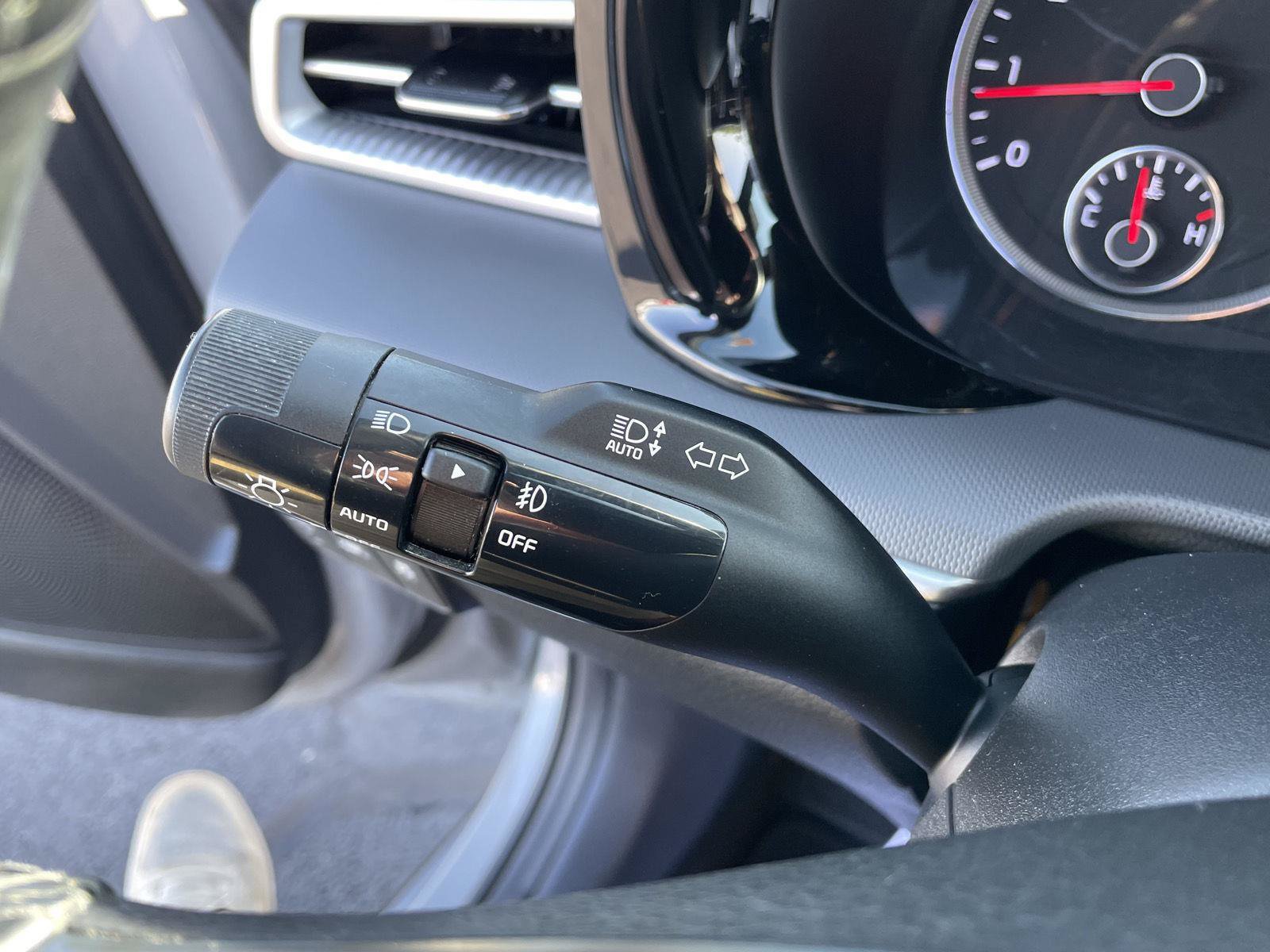 Used 2021 Kia K5 GT-Line FWD image 18