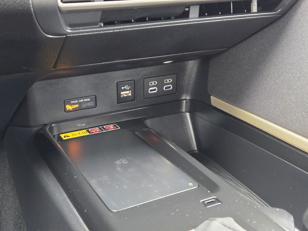 Used 2026 Toyota Camry LE w/ Convenience Package FWD image 25