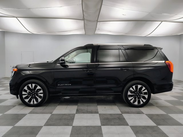Certified 2025 Ford Expedition Platinum w/ Driver's Package AWD/4WD image 8