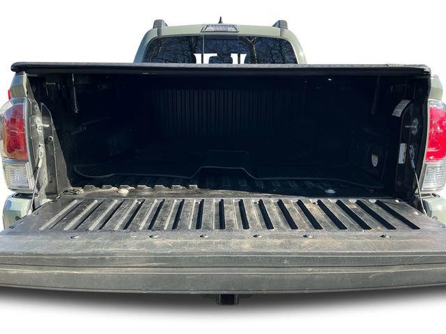 Used 2022 Toyota Tacoma TRD Sport w/ TRD Premium Sport Package image 19