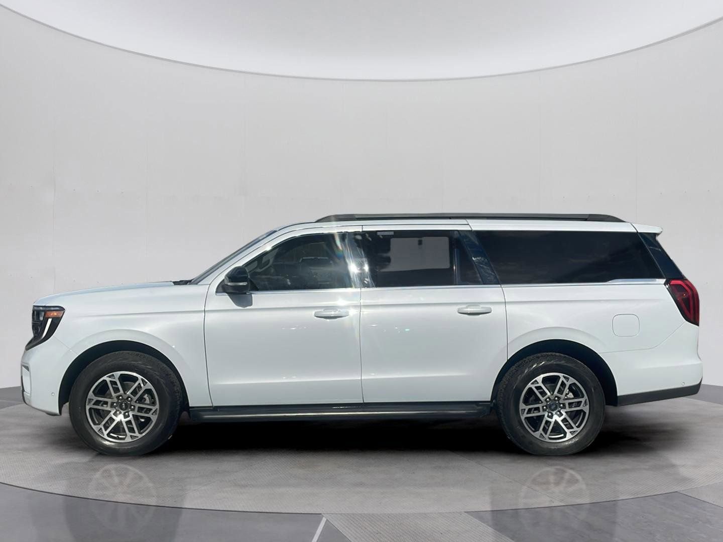 Certified 2025 Ford Expedition Max Active AWD/4WD image 2