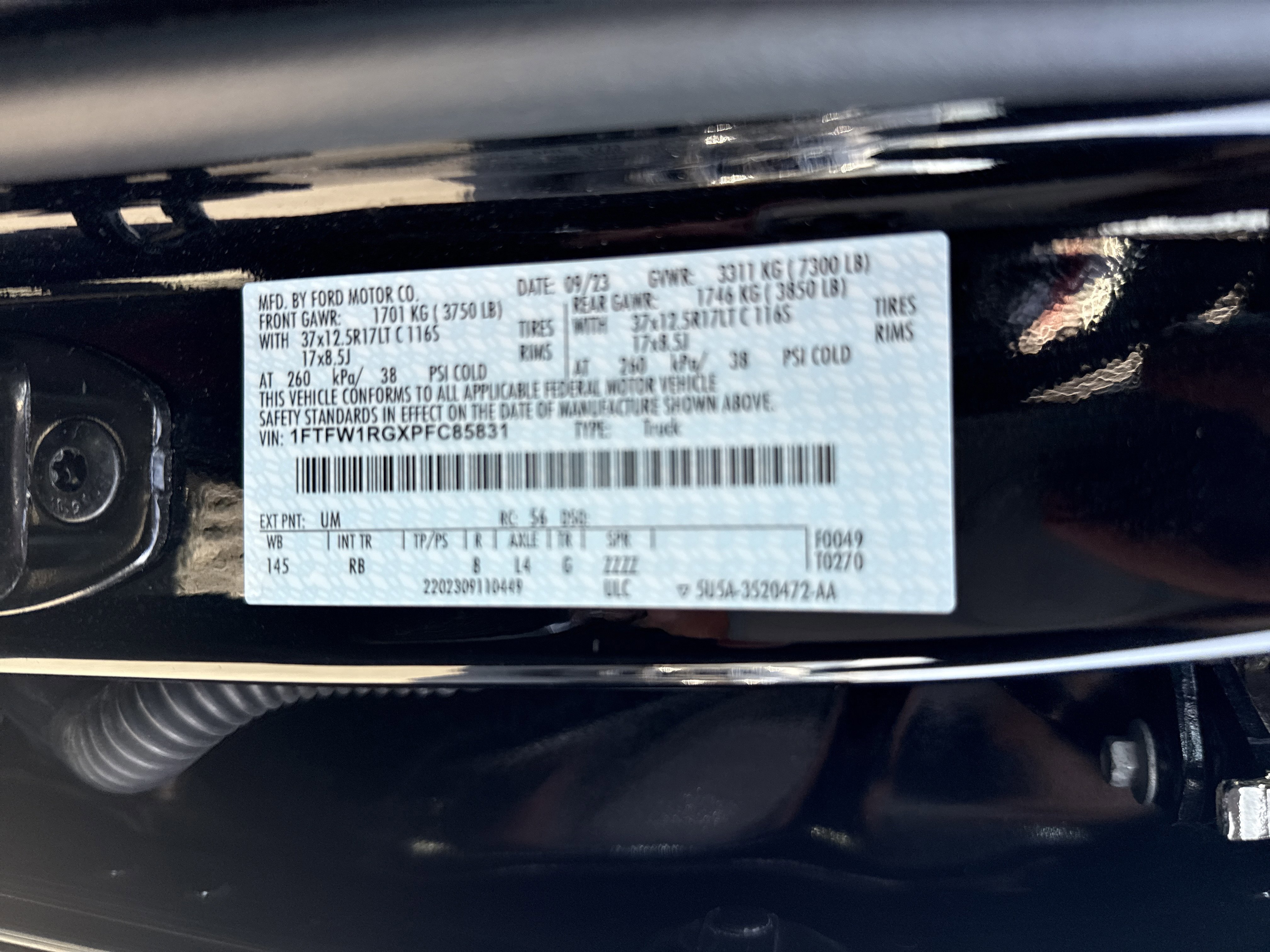 Certified 2023 Ford F150 Raptor w/ Raptor 37 Performance Package image 32