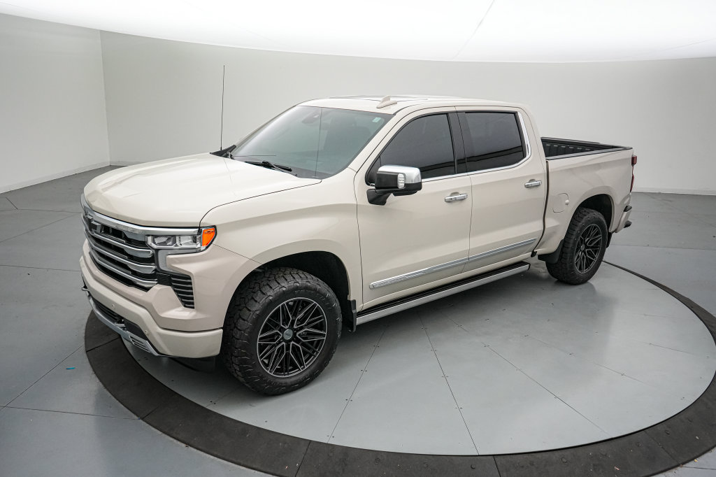 Used 2026 Chevrolet Silverado 1500 High Country AWD/4WD image 9