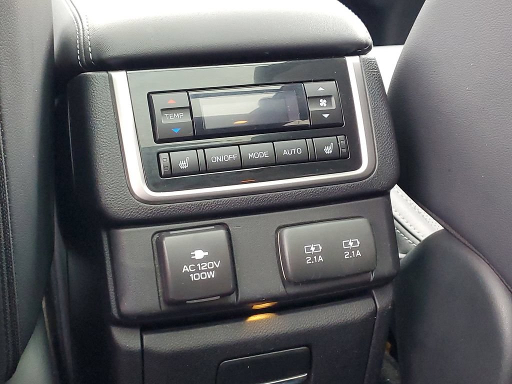 Used 2022 Subaru Ascent Touring AWD/4WD image 18