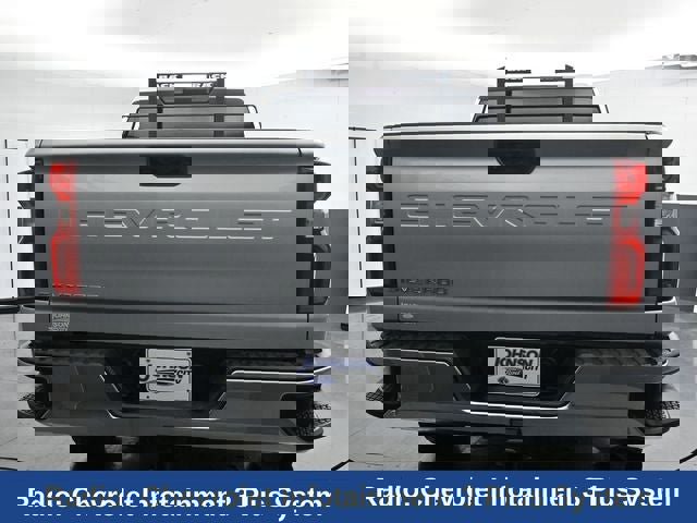 Used 2022 Chevrolet Silverado 2500 LTZ AWD/4WD image 11