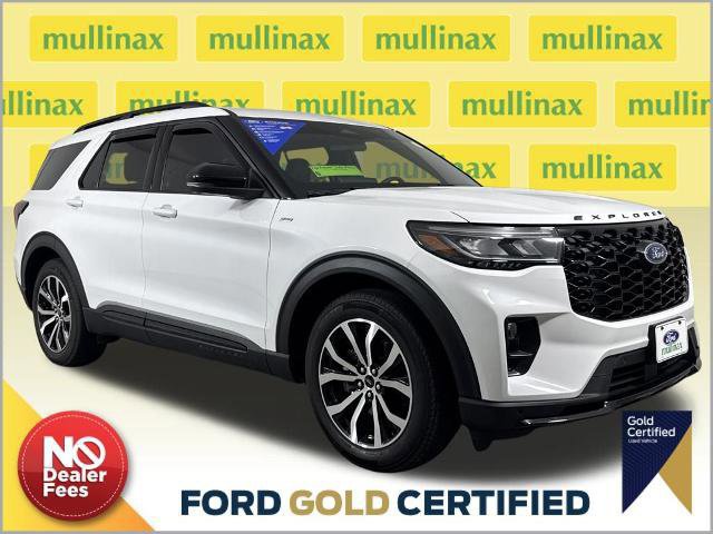 Certified 2025 Ford Explorer ST-Line image 6