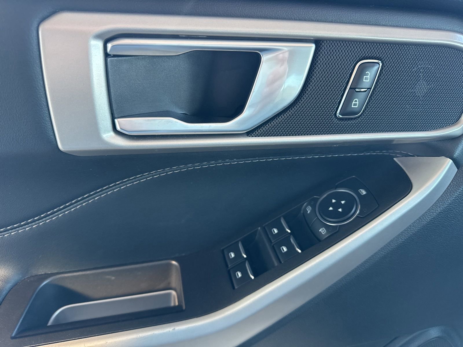 Certified 2023 Ford Explorer XLT w/ Equipment Group 202A image 26