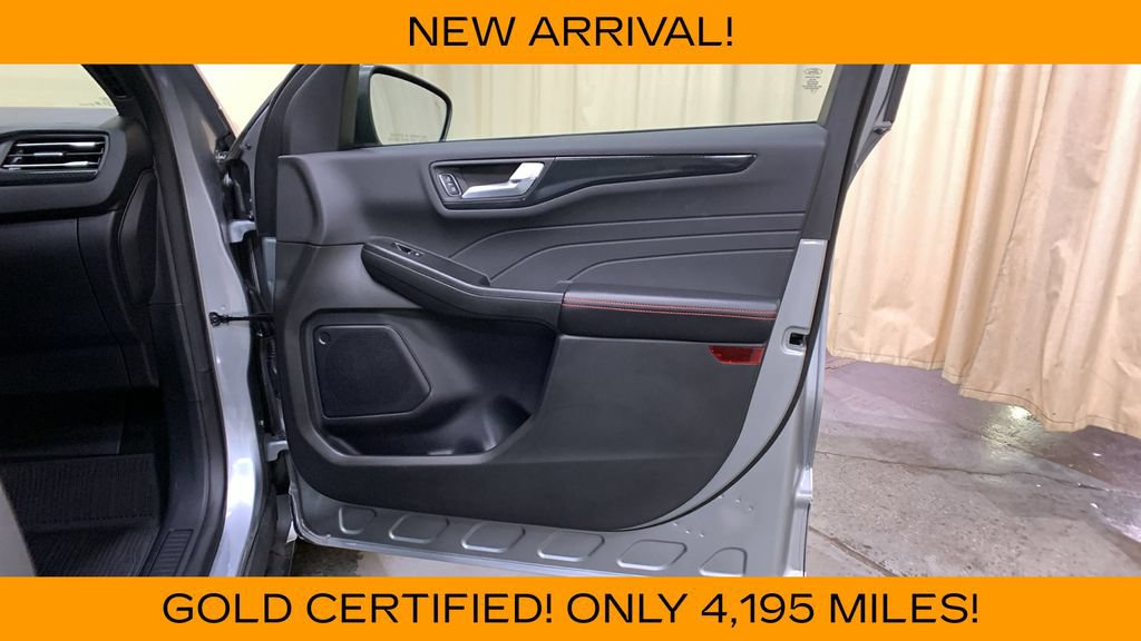 Certified 2024 Ford Escape ST-Line w/ Tech Pack #1 AWD/4WD image 11