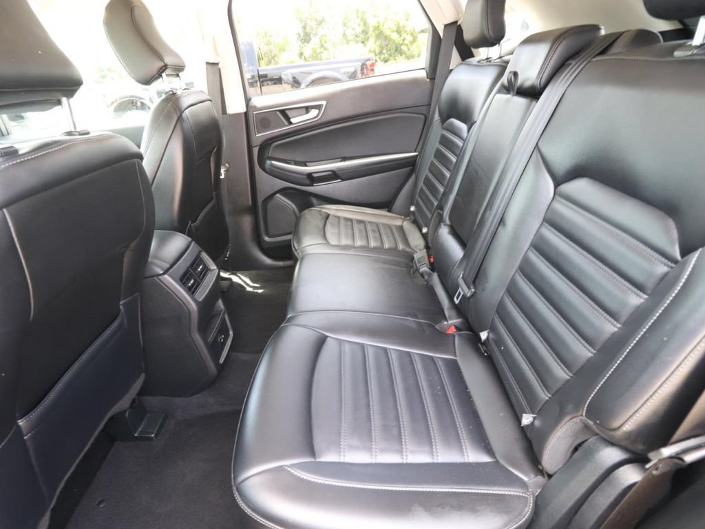 Certified 2022 Ford Edge SEL AWD/4WD image 9