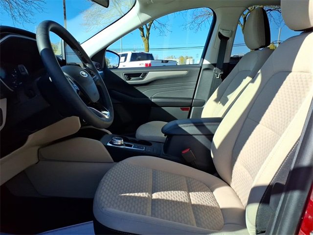 Certified 2022 Ford Escape SE w/ Convenience Package image 13