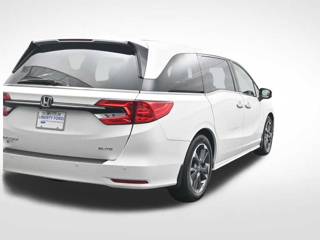 Used 2022 Honda Odyssey Elite image 7