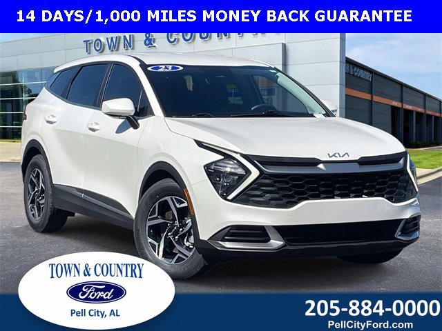 Used 2023 Kia Sportage LX image 7