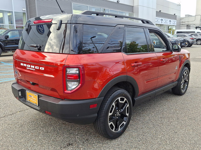 Certified 2024 Ford Bronco Sport Outer Banks AWD/4WD image 17