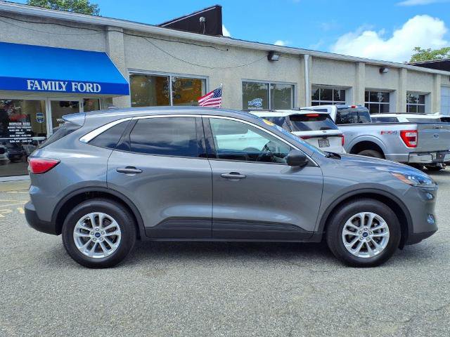 Certified 2022 Ford Escape SE w/ Cold Weather Package AWD/4WD image 8