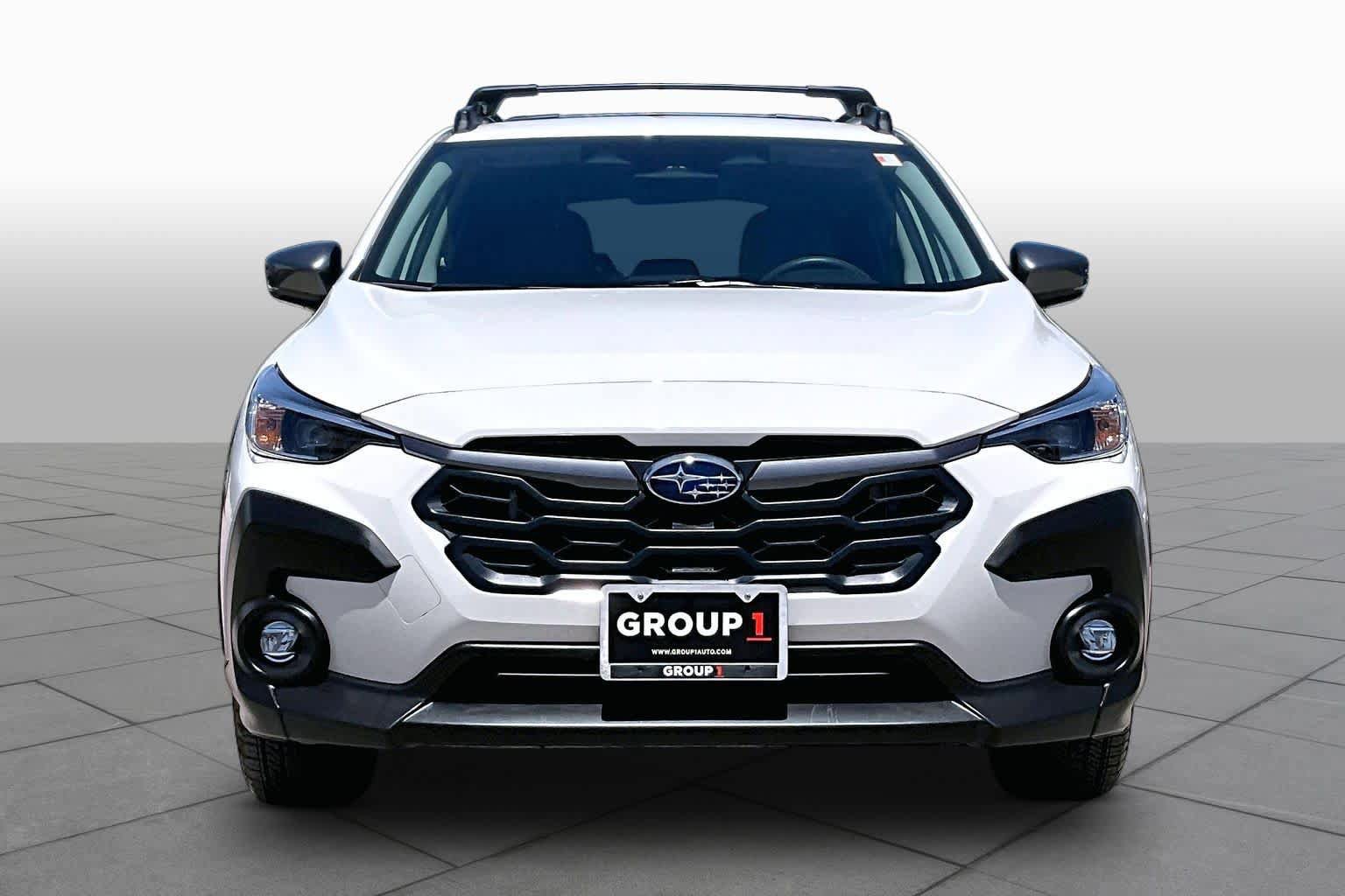 Used 2024 Subaru Crosstrek 2.0i Premium w/ Crosstrek Mirror Package AWD/4WD image 4