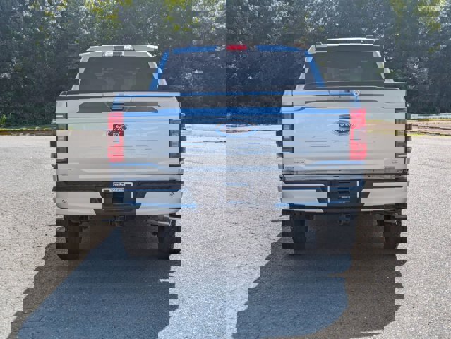 Certified 2022 Ford F150 XLT w/ Equipment Group 302A High image 5