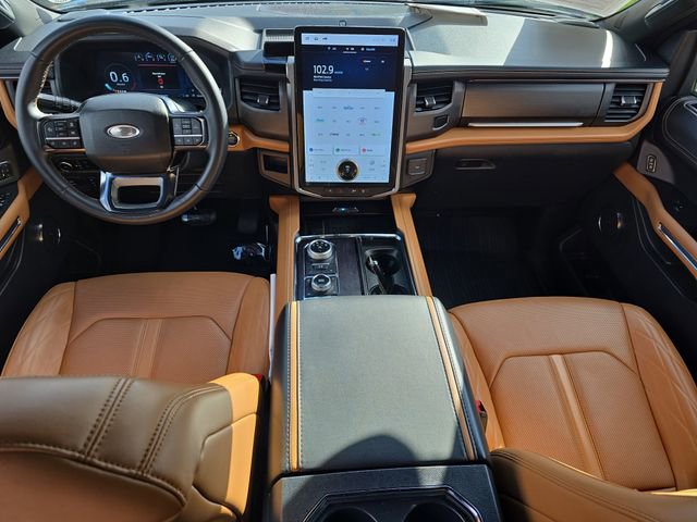 Certified 2024 Ford Expedition Max Platinum image 34