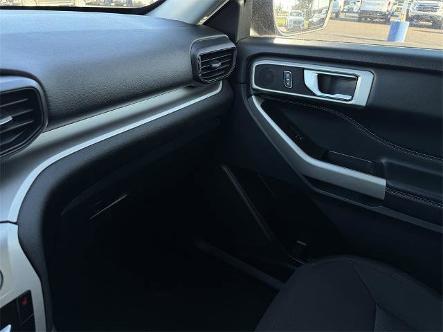 Certified 2022 Ford Explorer XLT image 30