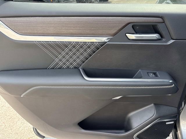 Used 2025 GMC Acadia Denali w/ LPO, Floor Liner Package AWD/4WD image 20