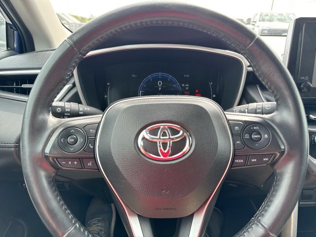 Used 2023 Toyota Corolla Cross XLE AWD/4WD image 14