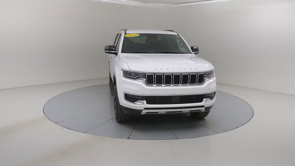 Used 2024 Jeep Wagoneer Series III image 11