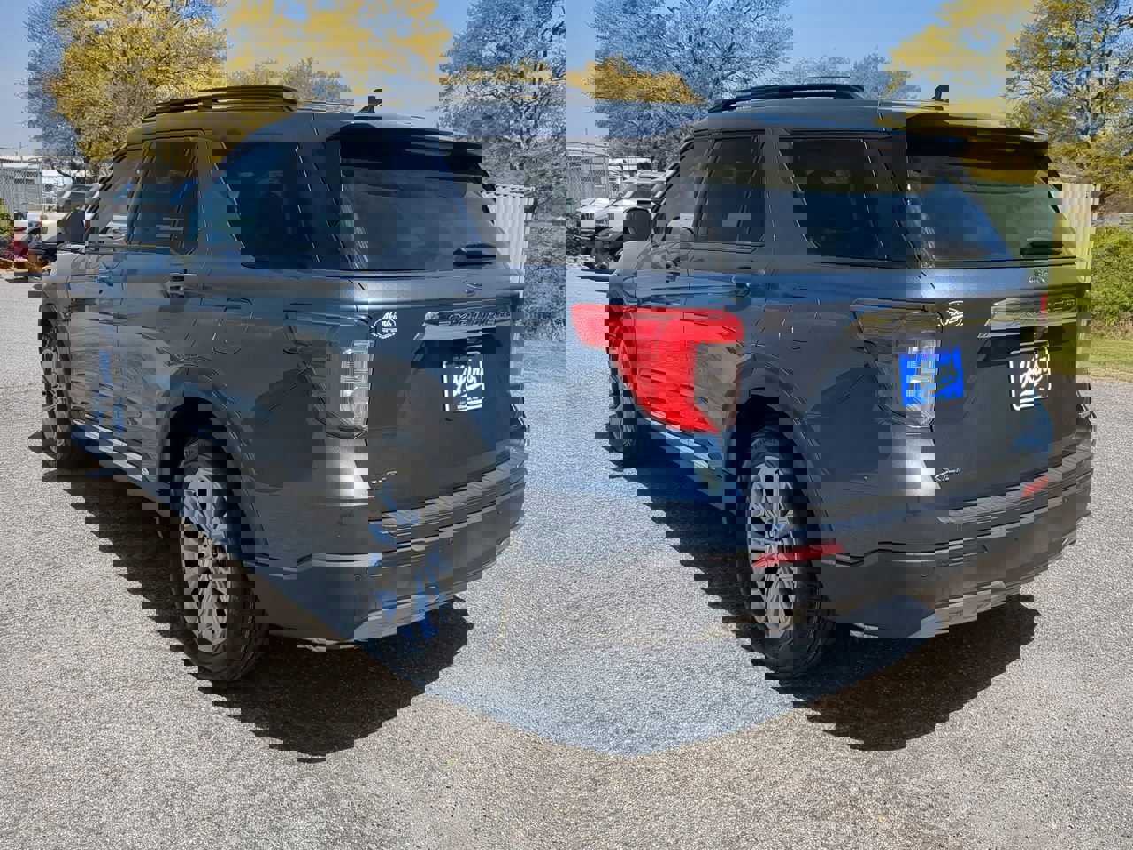 Certified 2020 Ford Explorer XLT w/ Equipment Group 202A image 2