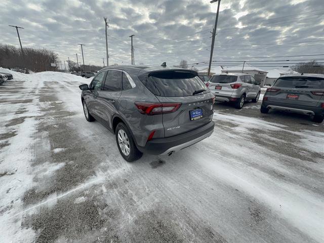 Certified 2023 Ford Escape Active image 3