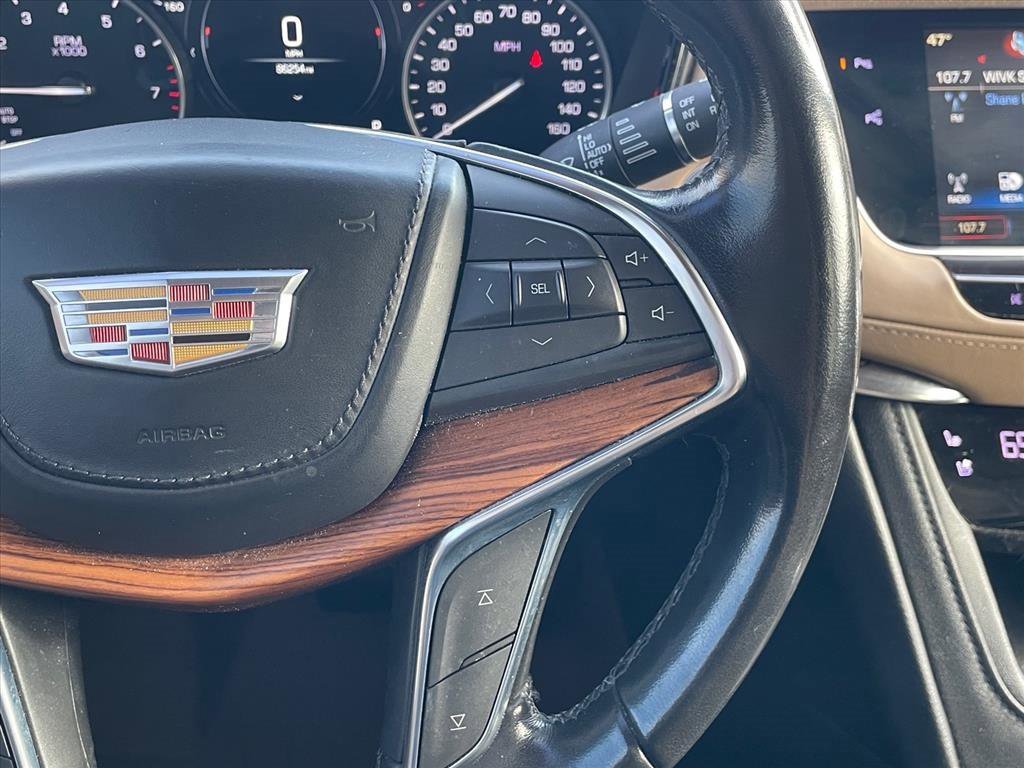 Used 2019 Cadillac XT5 Platinum image 18