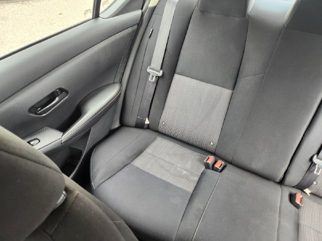 Used 2024 Nissan Sentra SV FWD image 15