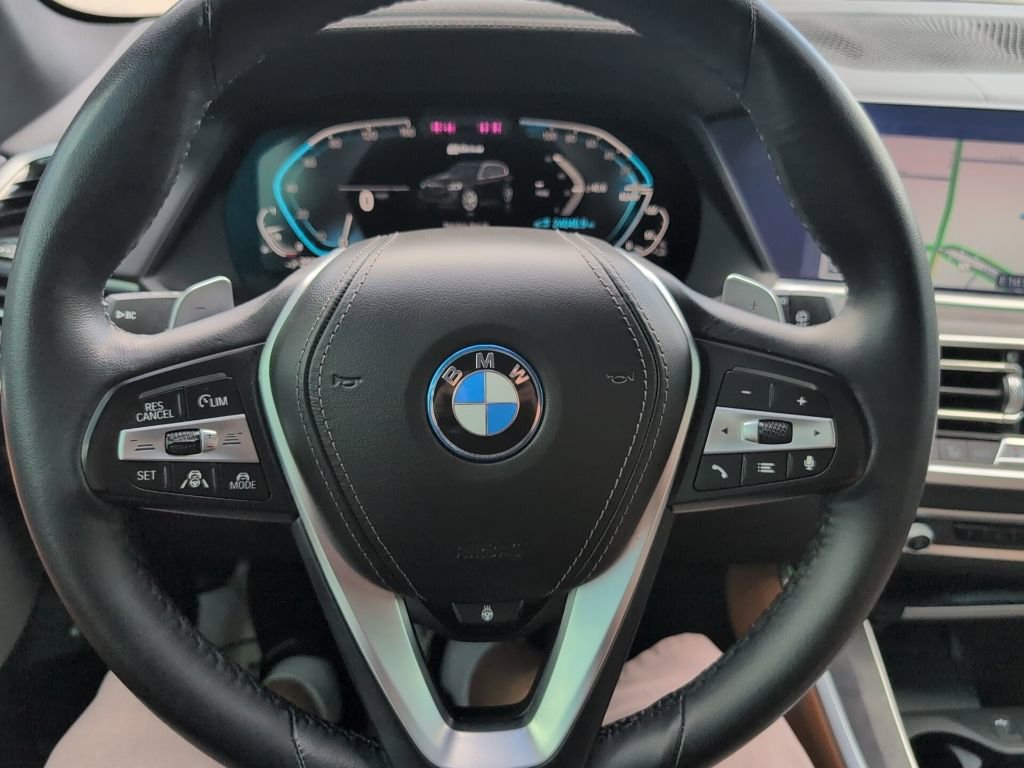 Used 2022 BMW X5 xDrive45e image 16