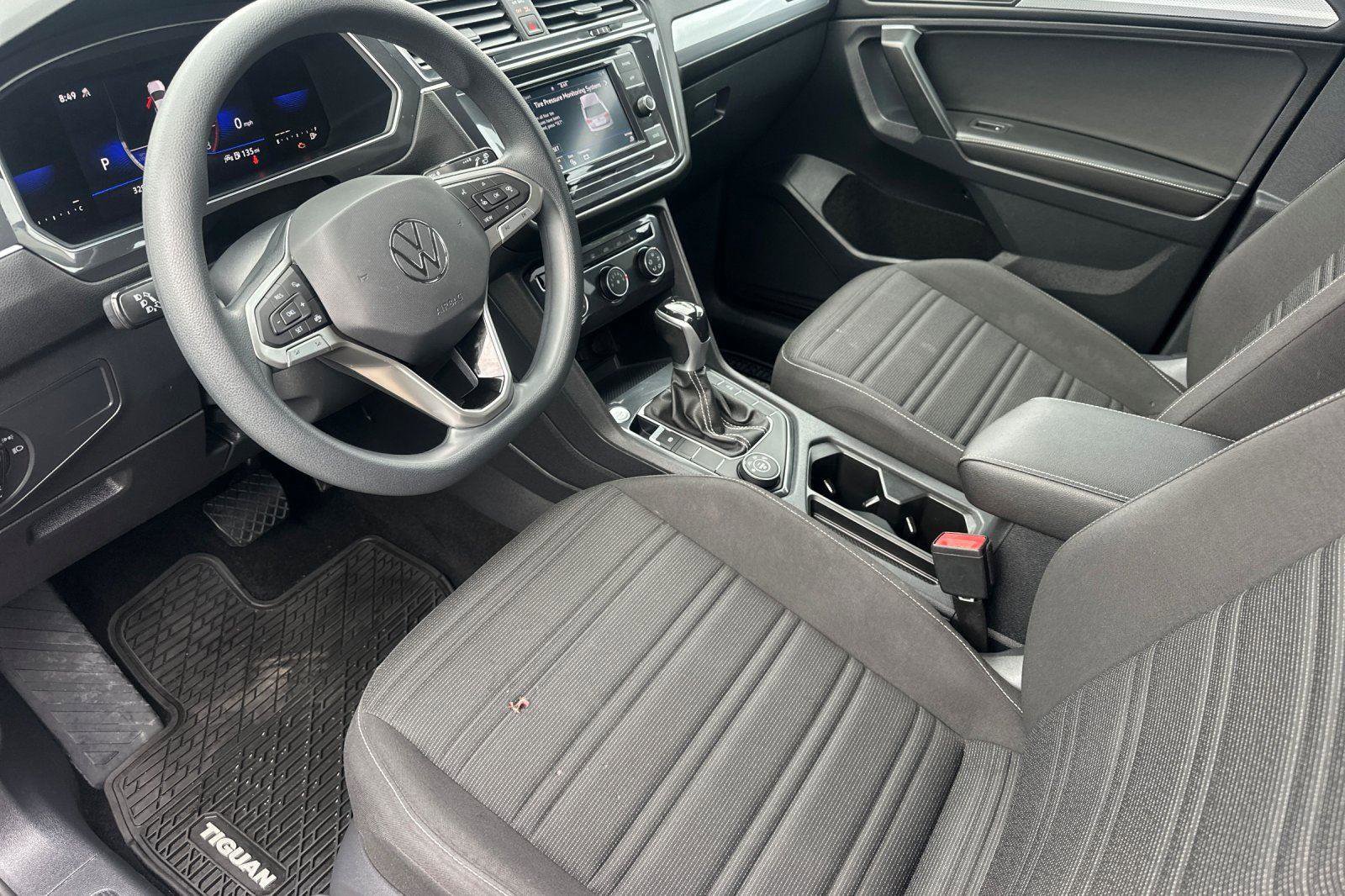 Used 2022 Volkswagen Tiguan S image 9