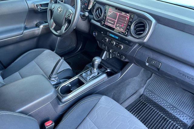 Used 2022 Toyota Tacoma TRD Sport image 15