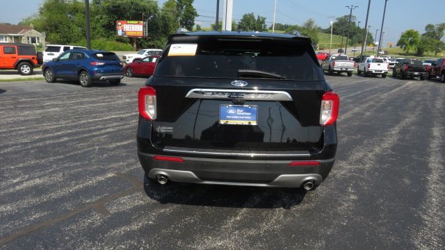 Certified 2023 Ford Explorer Limited image 4