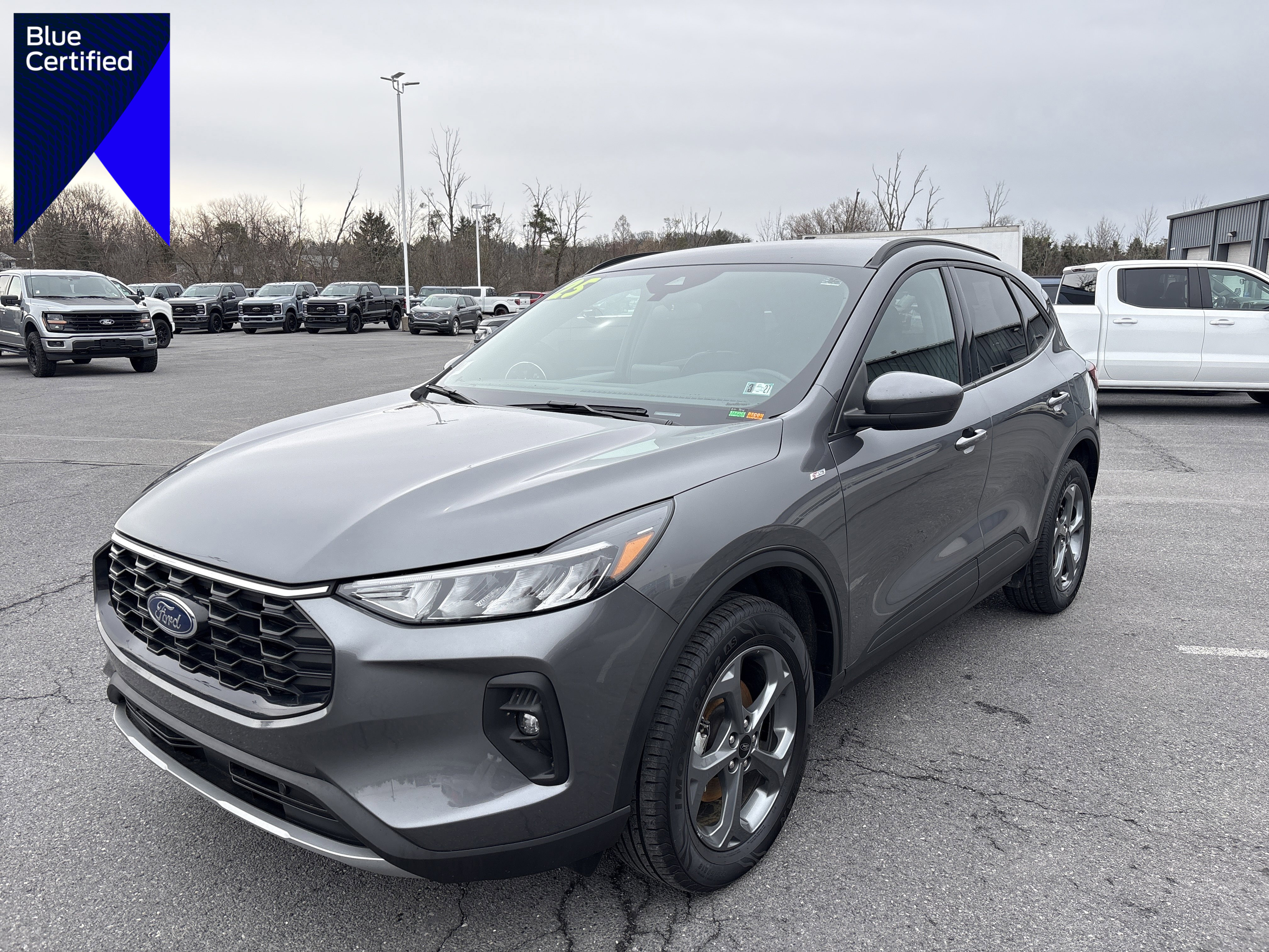 Certified 2025 Ford Escape ST-Line Select AWD/4WD image 1