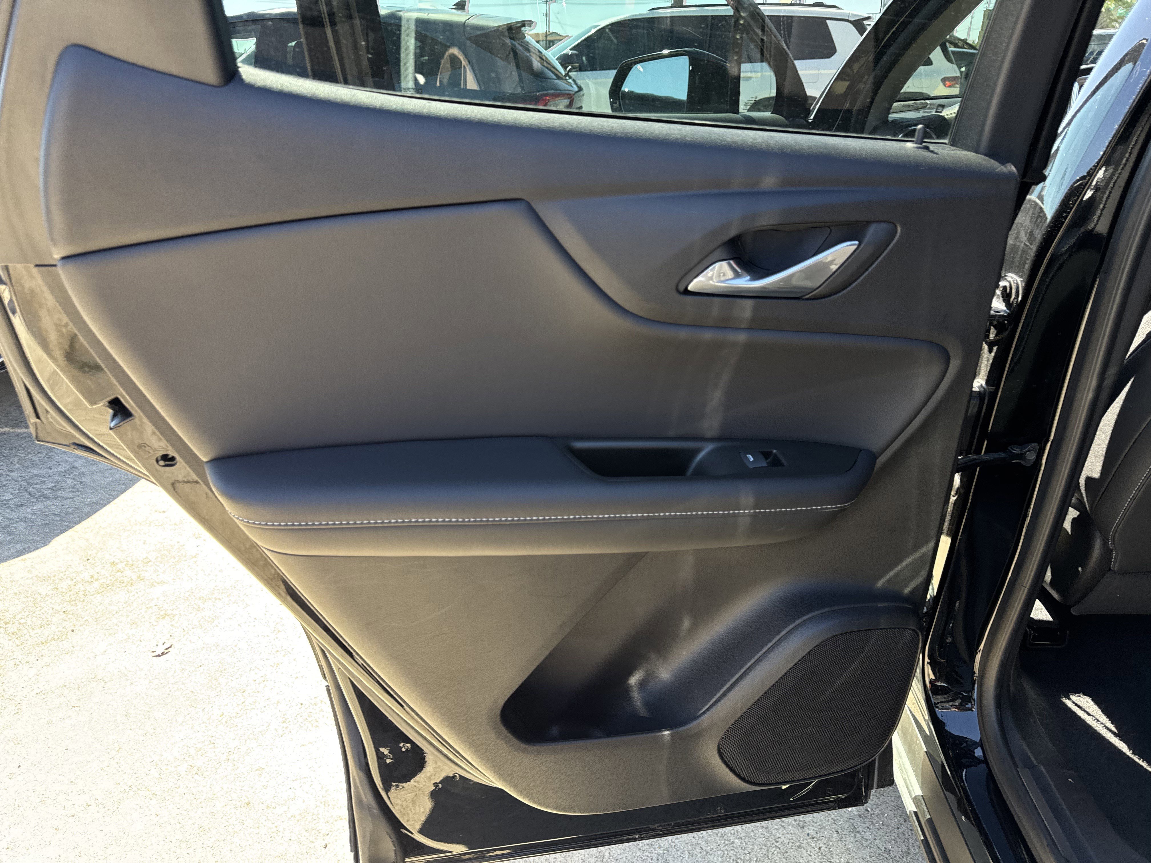 Used 2024 Chevrolet Blazer LT image 12