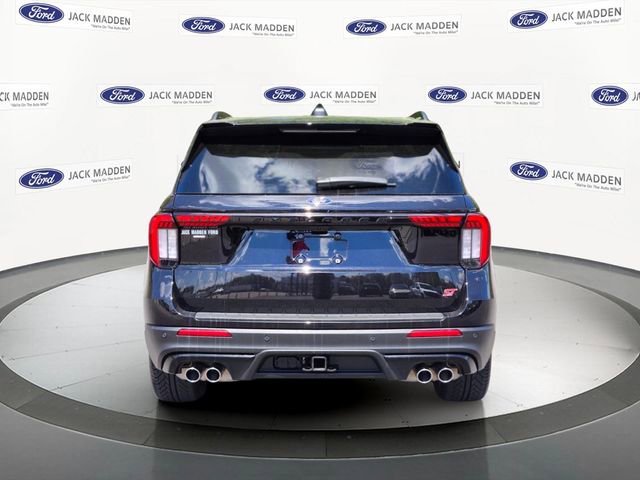 Certified 2025 Ford Explorer ST AWD/4WD image 4