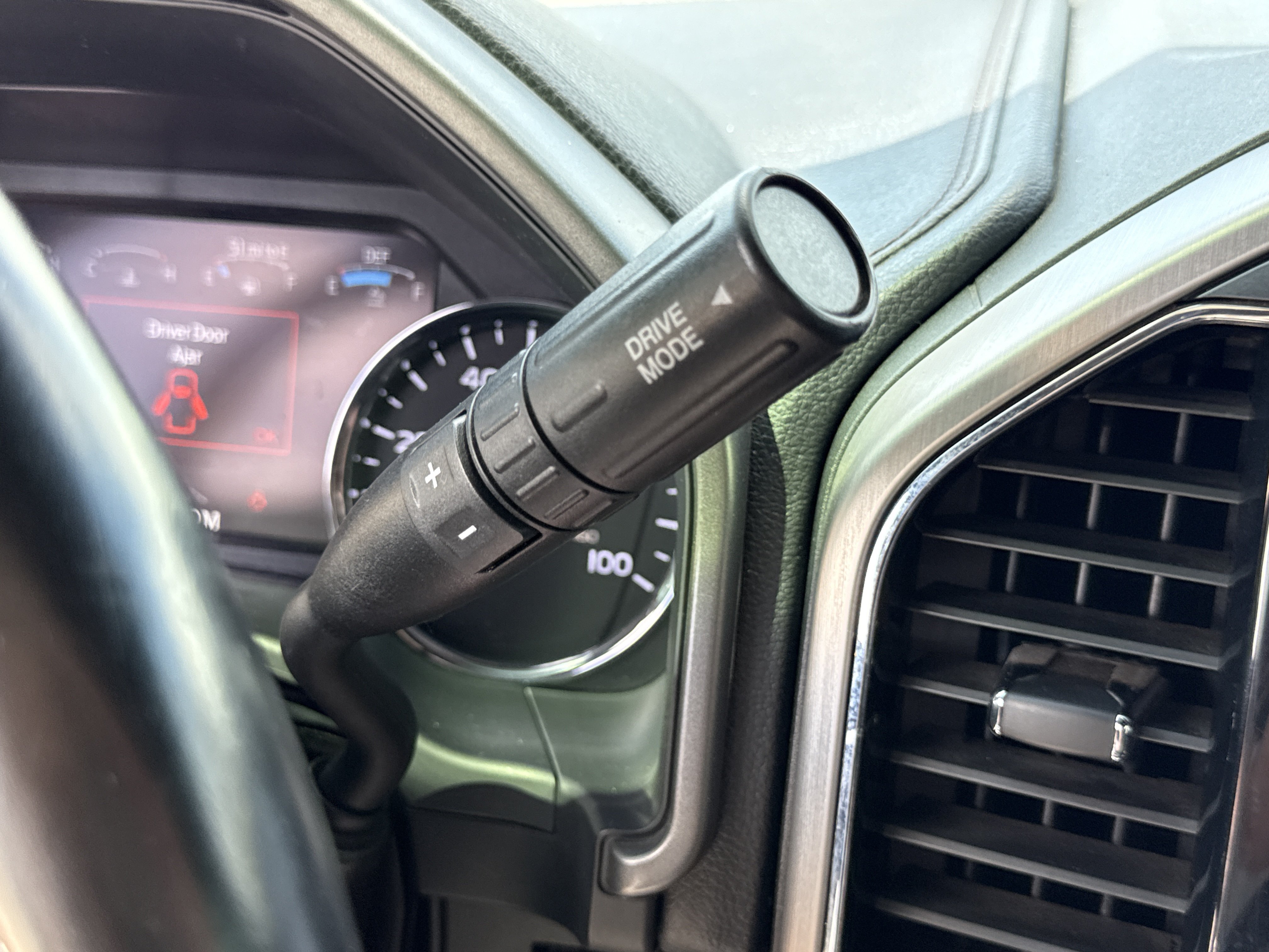 Certified 2022 Ford F450 Platinum w/ FX4 Off-Road Package AWD/4WD image 31