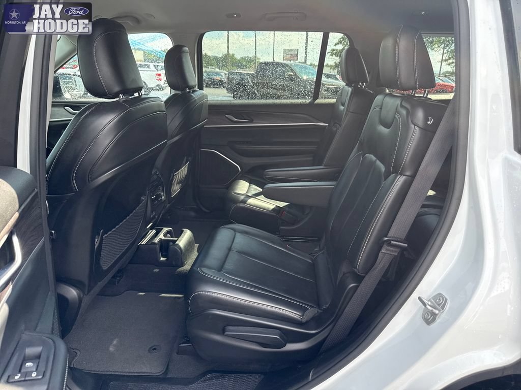 Used 2022 Jeep Grand Cherokee L Limited AWD/4WD image 29