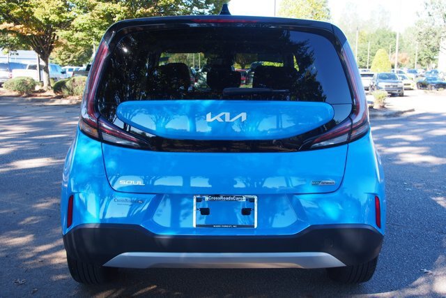 Used 2025 Kia Soul EX FWD image 6