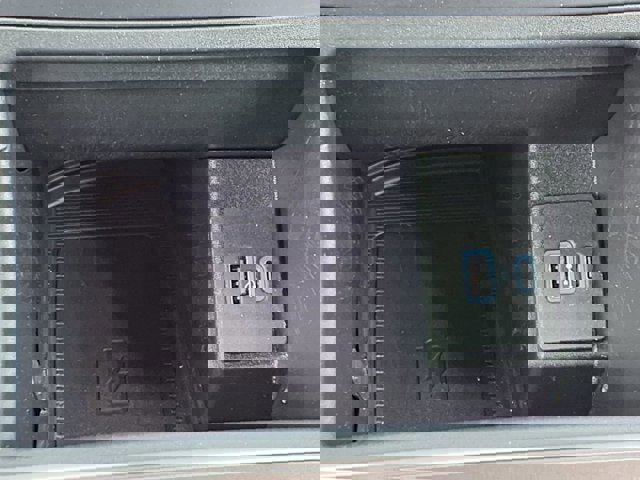 Certified 2024 Ford Edge SEL w/ Convenience Package image 13