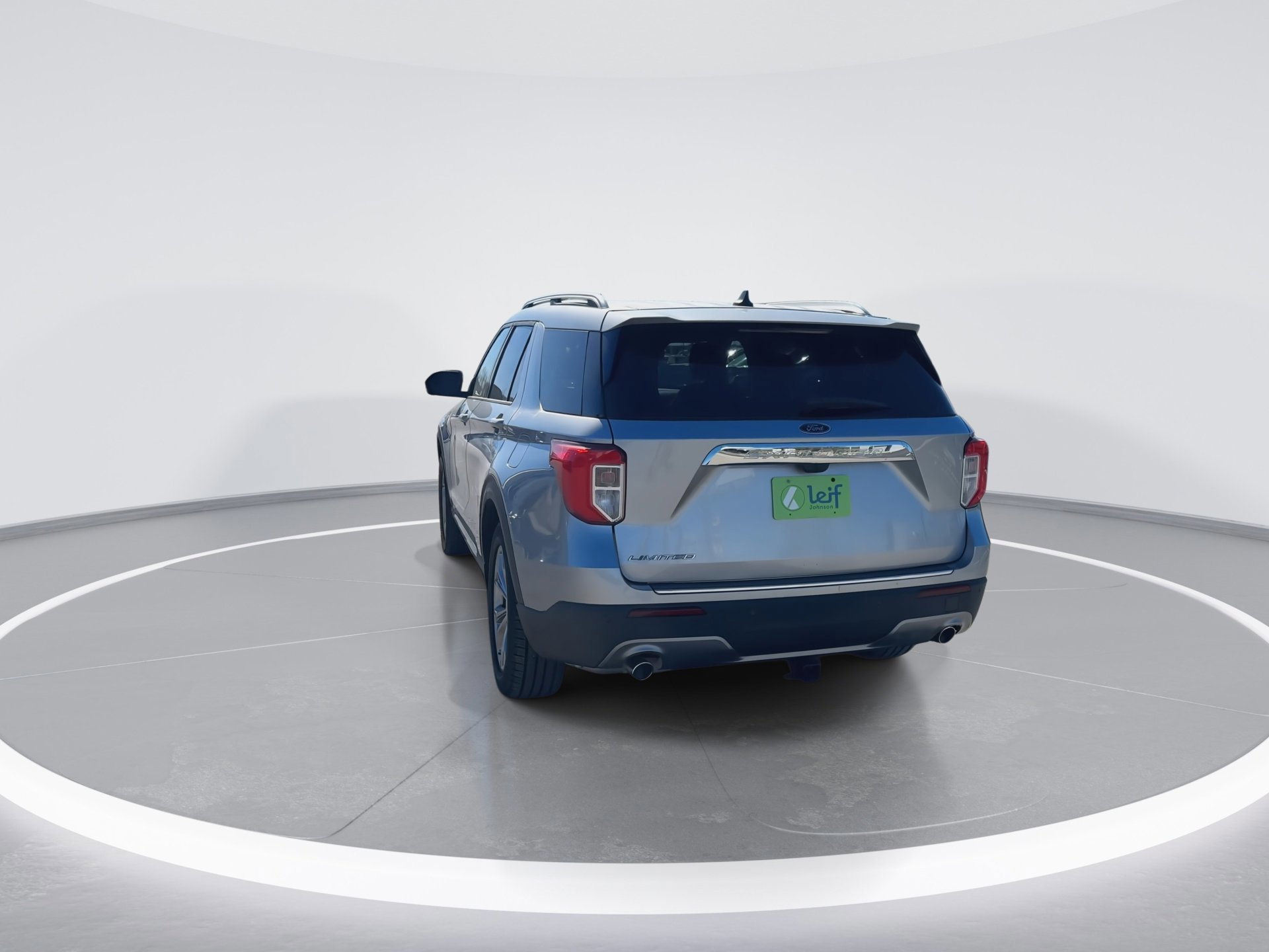 Certified 2022 Ford Explorer Limited w/ Equipment Group 301A image 8