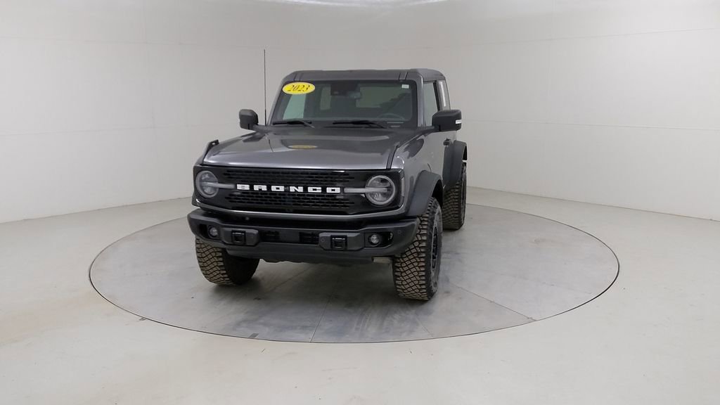Certified 2023 Ford Bronco Wildtrak AWD/4WD image 8