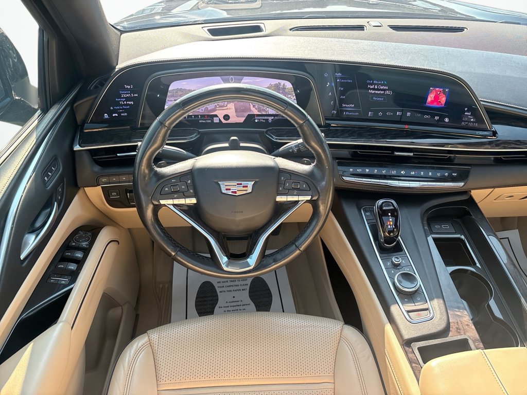 Used 2023 Cadillac Escalade Premium Luxury w/ Performance Package AWD/4WD image 23