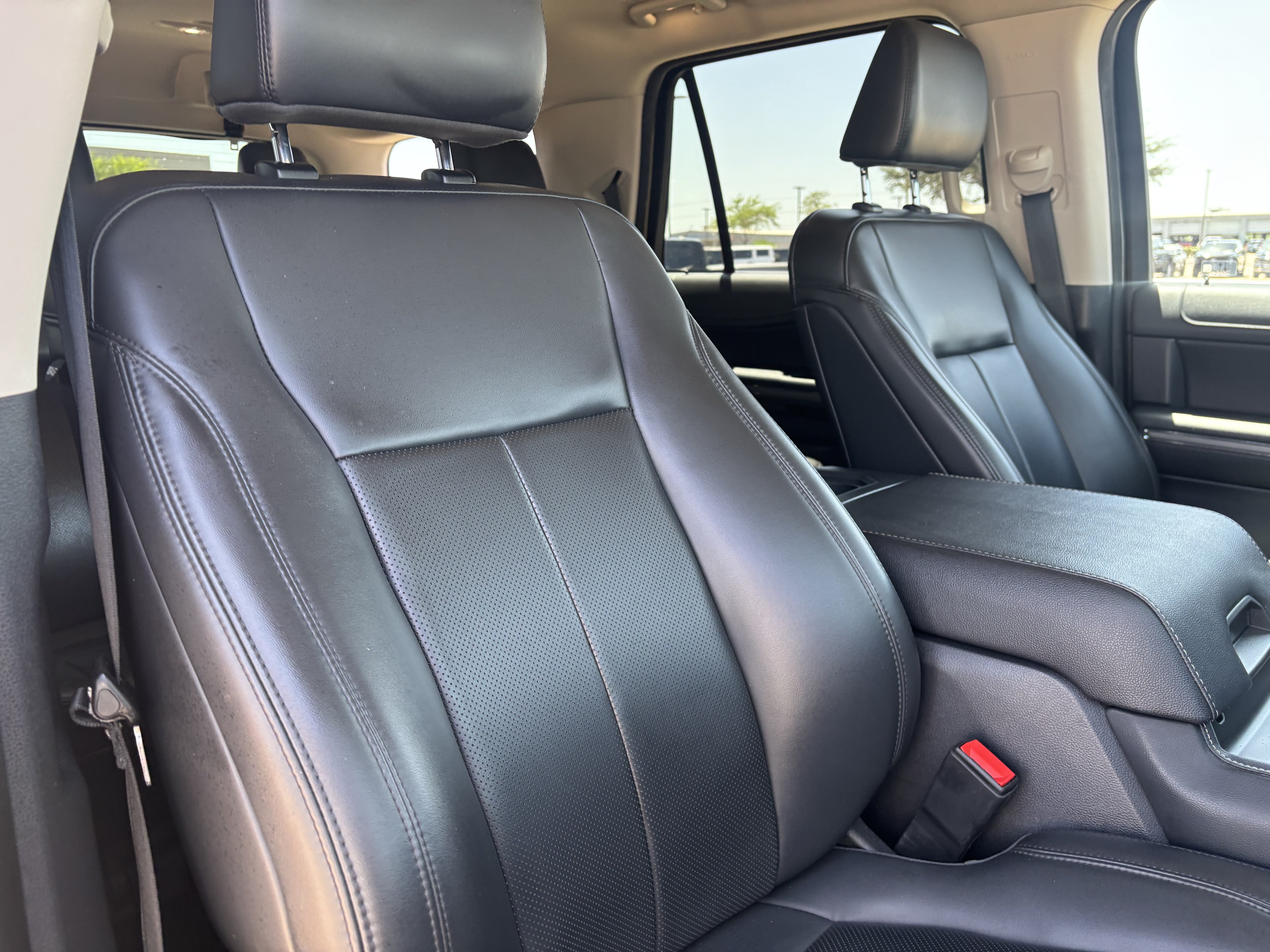 Certified 2023 Ford Expedition XLT RWD image 27