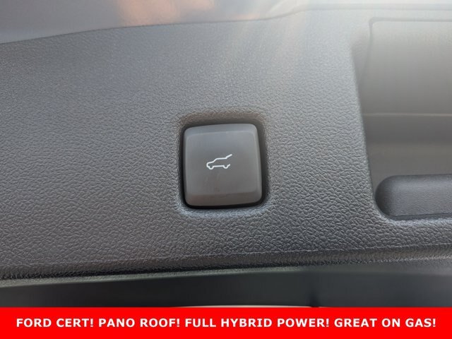 Certified 2025 Ford Escape Platinum w/ Premium Technology Package FWD image 27
